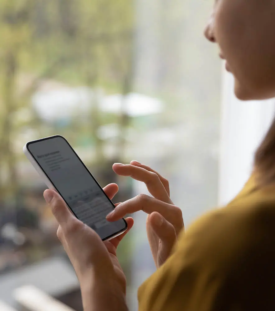 A customer using self-service solutions in a customer support app